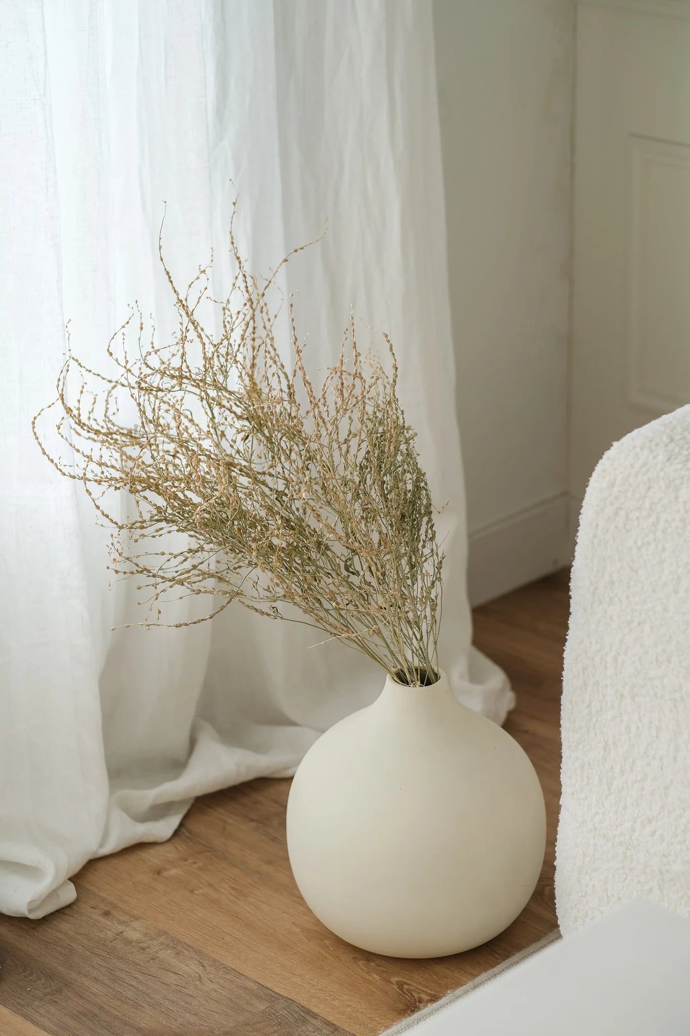 Bohemian Pampas Vase - Round